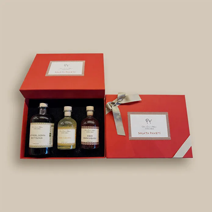 Ömür Akkor Anadolu Mirası Salata Paketi