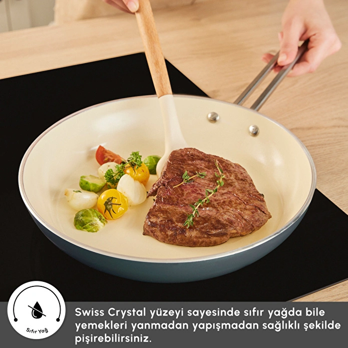 Karaca x Refika Swiss Crystal 9 Parça Tencere ve Tava Seti Navy Blue