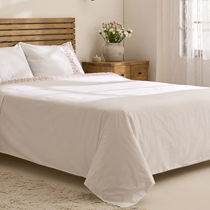 Karaca Home Merletto %100 Pamuk Kanaviçe Nakışlı Çift Kişilik Nevresim Takımı Beyaz