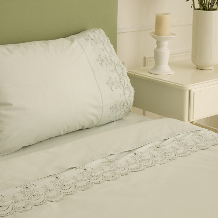 Karaca Home Avellina Brodeli Çift Kişilik Nevresim Takımı Adaçayı