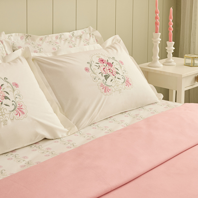 Karaca Home Beloria Nish Set Çift Kişilik Pike Takımı Multicolour