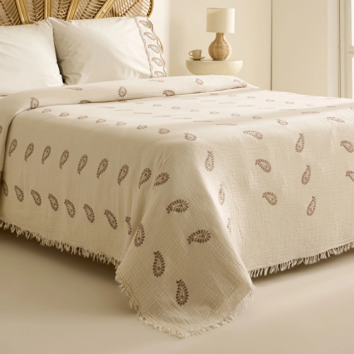 Karaca Home Incanto Brodeli Müslin Çift Kişilik Pike Takımı Vizon