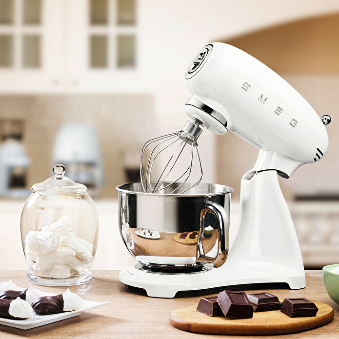 Smeg Hamur Karıştırma Makinesi Beyaz SMF03WHEU
