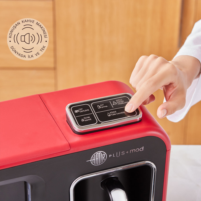 Karaca Hatır Plus 5 ın 1 Konuşan Közde Türk Kahvesi, Sütlü Türk Kahvesi, Sütlü İçecek Hazırlama, Filtre Kahve ve Çay Demleme Makinesi Kırmızı 10 Fincan İçecek Hazırlama Kapasiteli Bol Köpüklü Dokunmatik Ekran