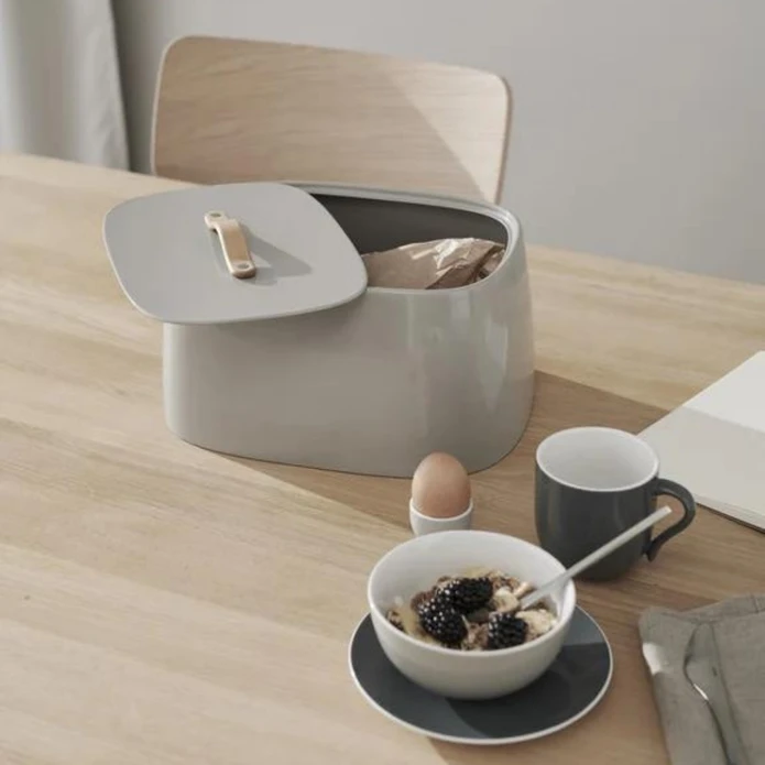 Stelton Emma Ekmek Kutusu 15,5 cm x 24,5 cm x 32,5 cm Gri