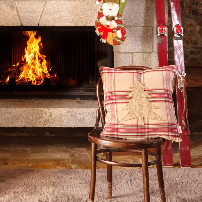 Karaca Home Woodland Bej Ağaçlı Cozy Kırlent 45 cm x 45 cm