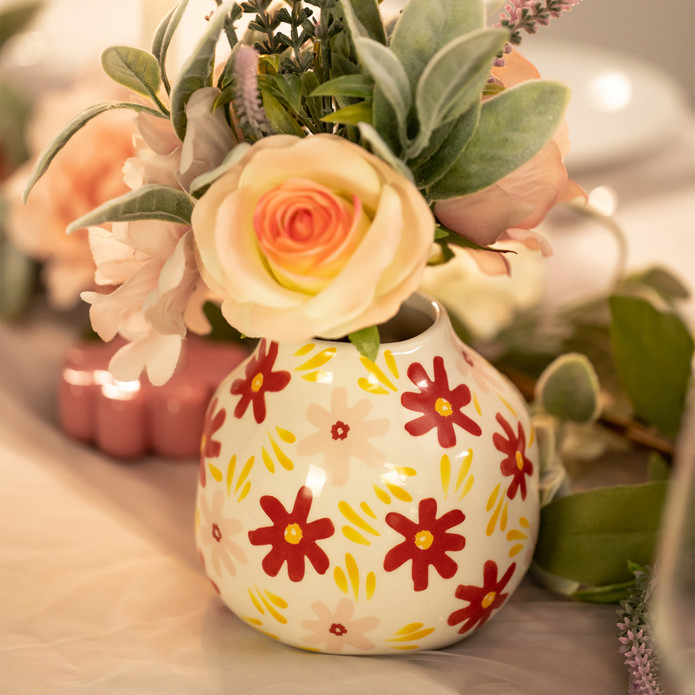 Karaca Home Spring Çiçek Desenli Vazo Kırmızı