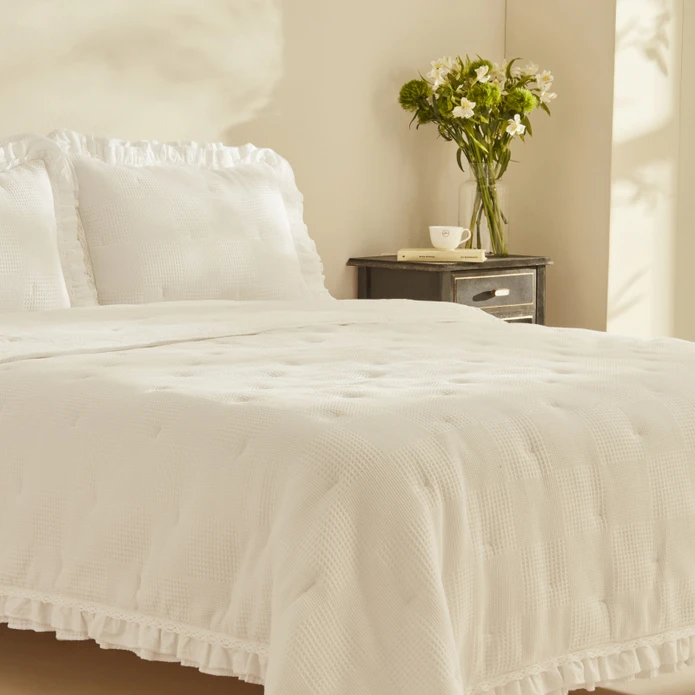 Karaca Home White Collection Perios %100 Pamuk Çİft Kişilik Spring Comfort Fırfırlı Beyaz