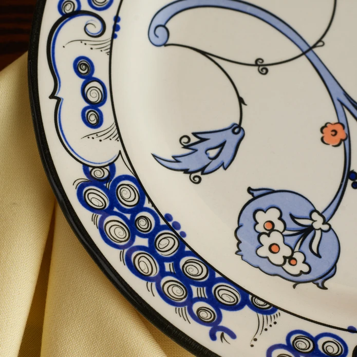 Karaca x Ömür Akkor İznik Hatai Servis Tabağı 26 cm