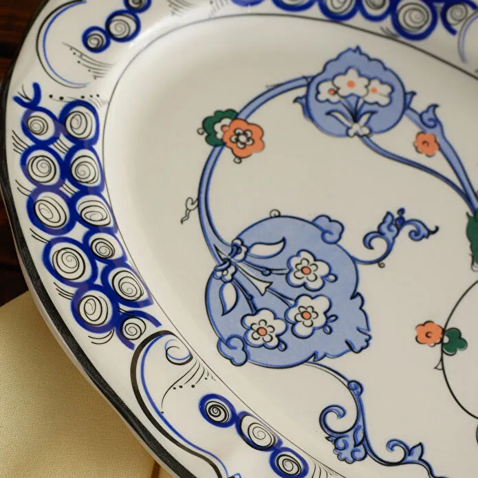 Karaca x Ömür Akkor İznik Hatai Kayık Tabak 30 cm