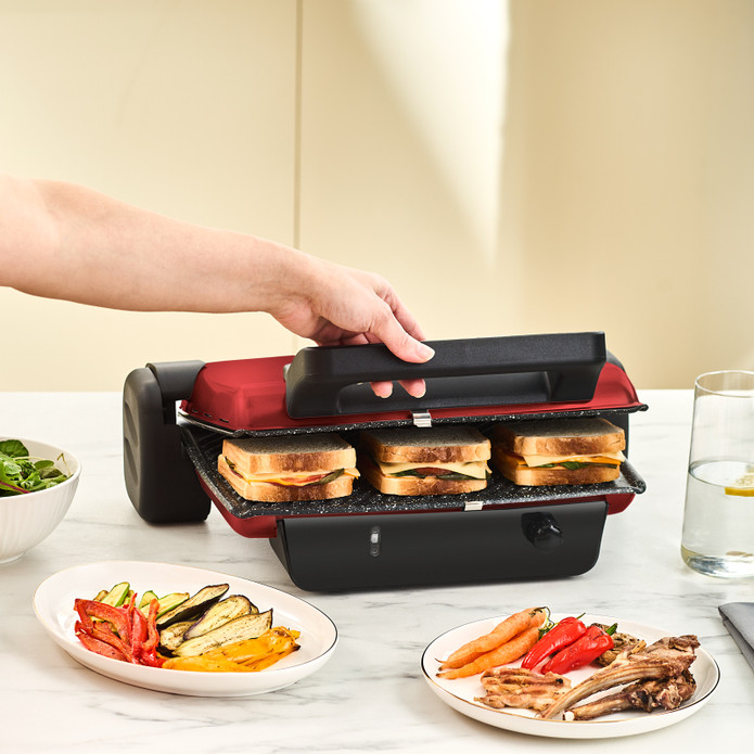 Karaca Quick Grill 6 Dilim Ekmek Kapasiteli Maxi Tost Makinesi Kırmızı