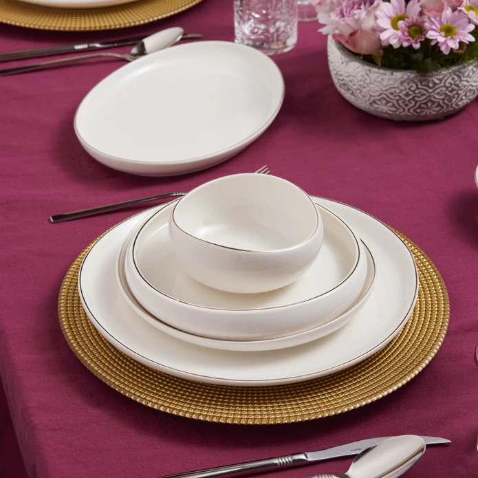 Karaca Red Carpet Collection Streamline Hole Gold 59 Parça 12 Kişilik Porselen Yemek Takımı