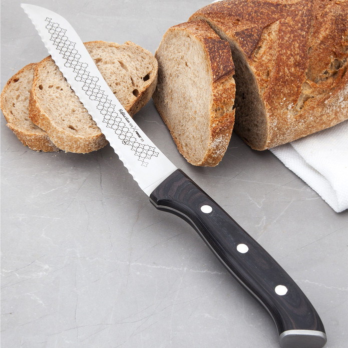 Karaca Refika'dan Ekmek Bıçağı Siyah Saplı