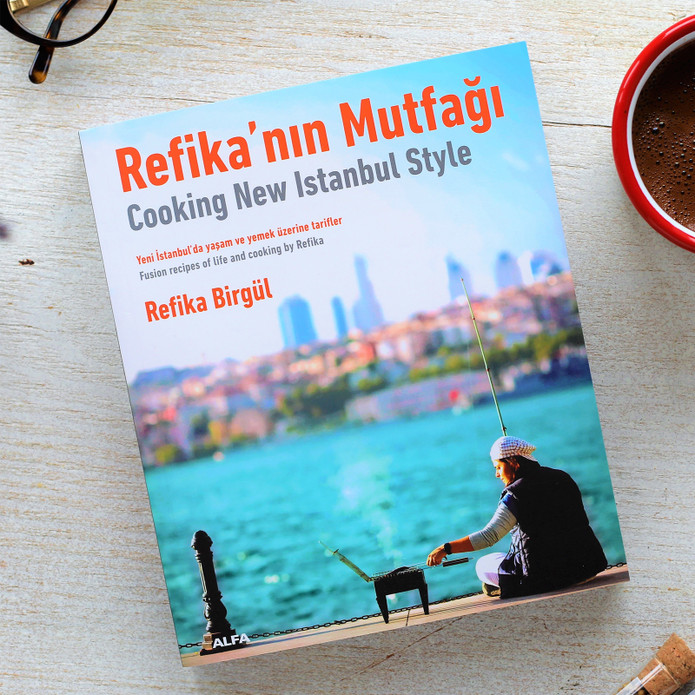 Karaca Refika'dan Cooking New Istanbul Style Yemek Kitabı