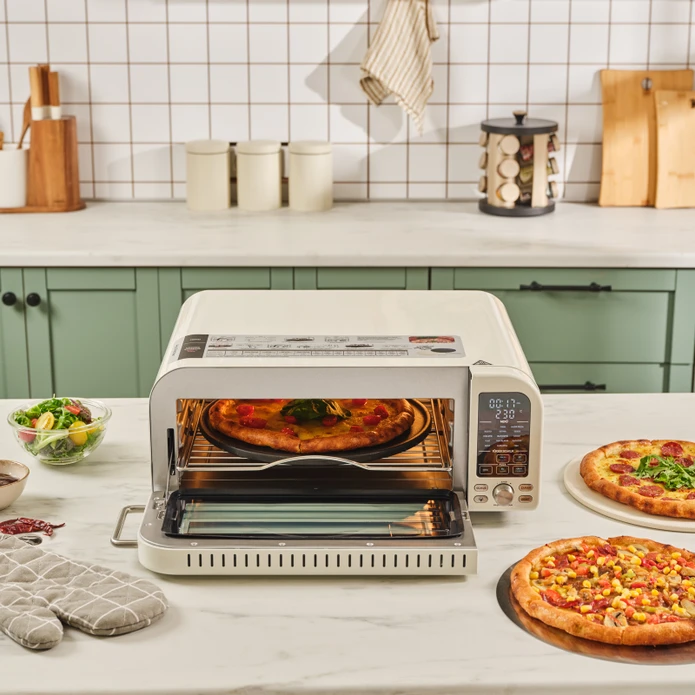 Karaca Multicrust Artisan Retro Pizza Makinesi ve Airfryer Cream