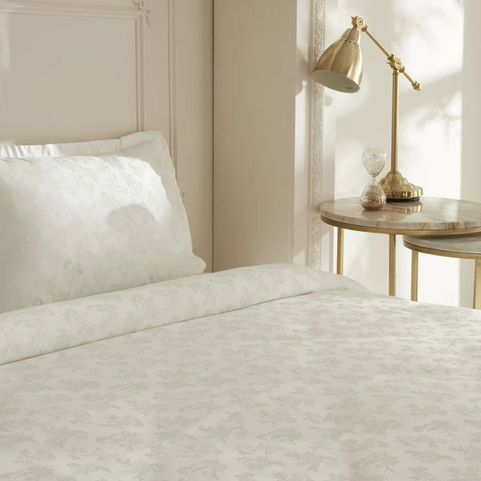 Karaca Home White Collection Viole Çift Kişilik Nevresim Takımı Beyaz