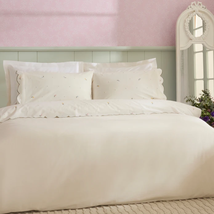 Karaca Home Nellie Nakışlı %100 Pamuk Çift Kişilik Nevresim Takımı Beyaz