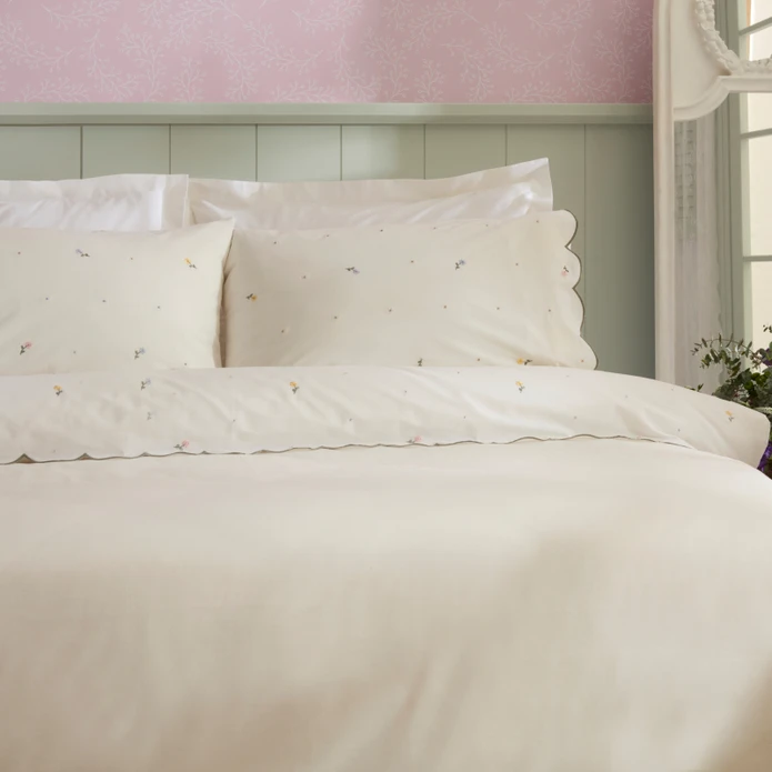 Karaca Home Nellie Nakışlı %100 Pamuk Çift Kişilik Nevresim Takımı Beyaz