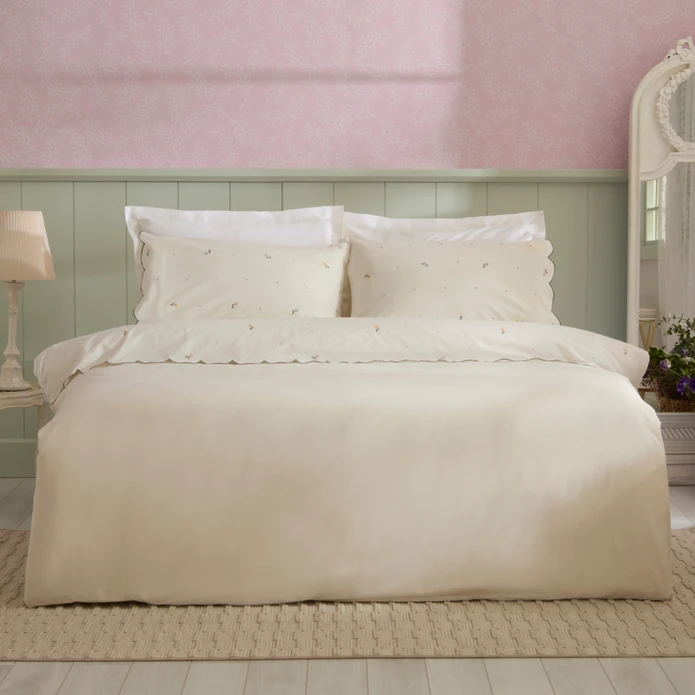Karaca Home Nellie Nakışlı %100 Pamuk Çift Kişilik Nevresim Takımı Beyaz