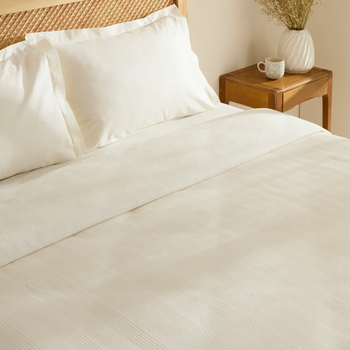 Karaca Home Maye %100 Pamuk Fırfırlı Çift Kişilik Tek Pike Beyaz  