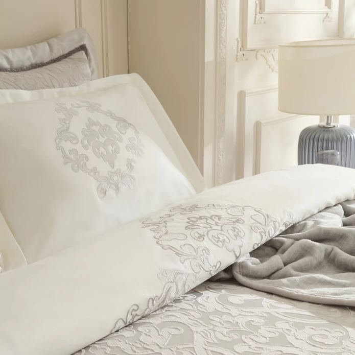 Karaca Home Grace 8 Parça Çift Kişilik Çeyiz Seti Gri 