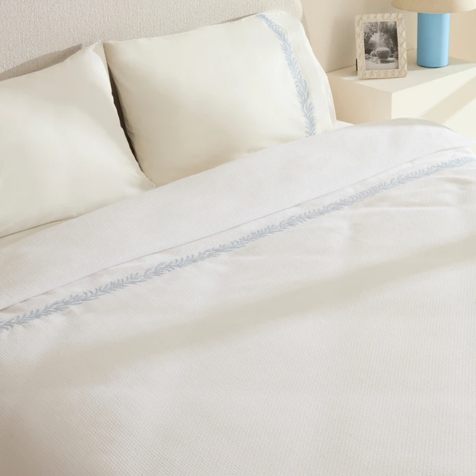 Karaca Home Sparky %100 Pamuk Yaprak Nakışlı Çift Kişilik Pike Takımı 