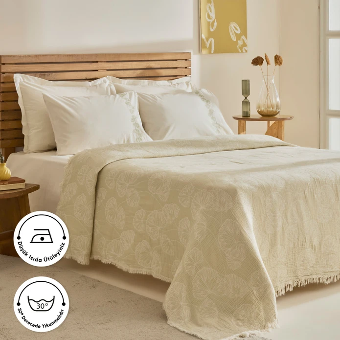 Karaca Home Ginkgo Leaf Müslin Nakışlı Çift Kişilik Pike Takımı Adaçayı