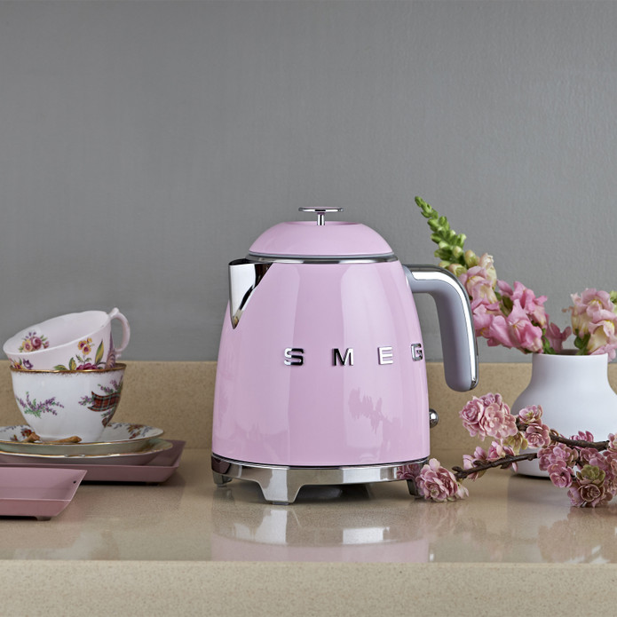 Smeg Mini Kettle Pastel Pink KLF05PKEU