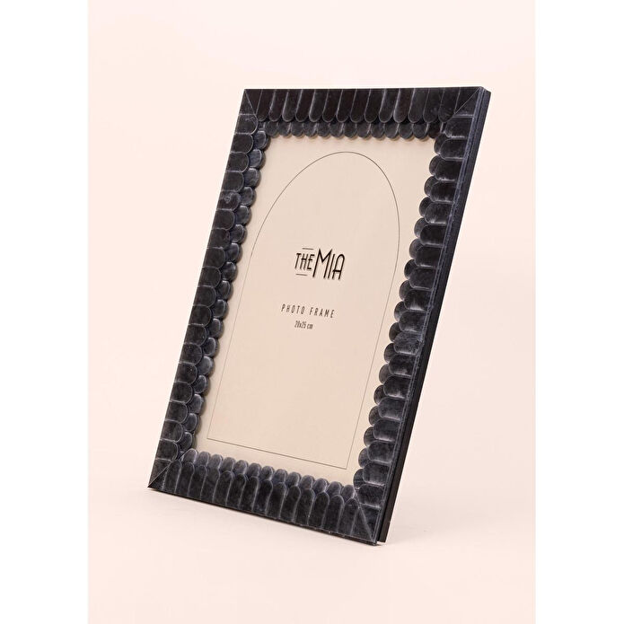 The Mia Wavy Fotoğraf Çerçevesi Siyah 25x30 Cm