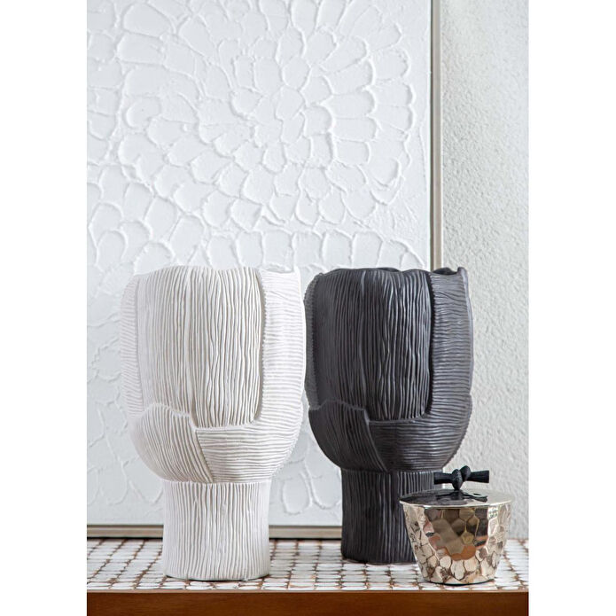 The Mia Licia Seramik Vazo Beyaz 27x27x22 Cm