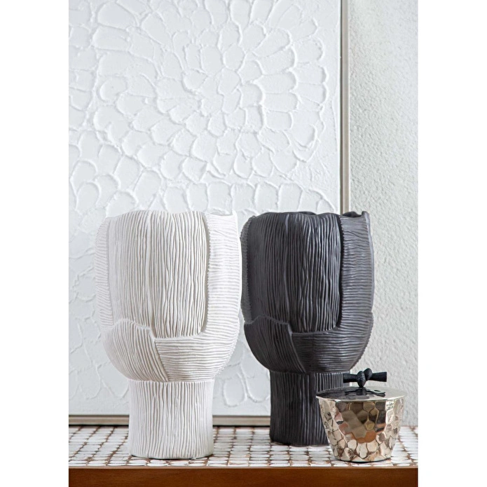 The Mia Licia Seramik Vazo Beyaz 27x27x22 Cm