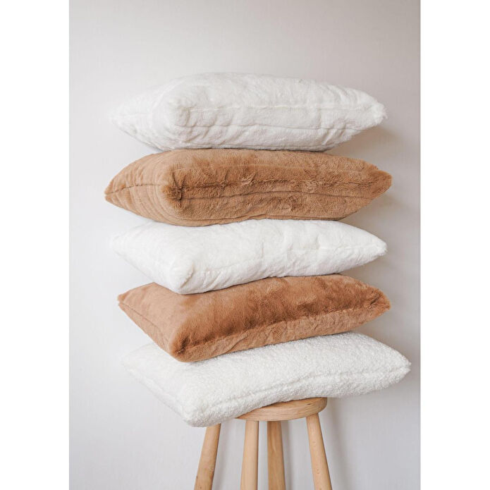 The Mia Peluş Kırlent Kahve 37x55 Cm