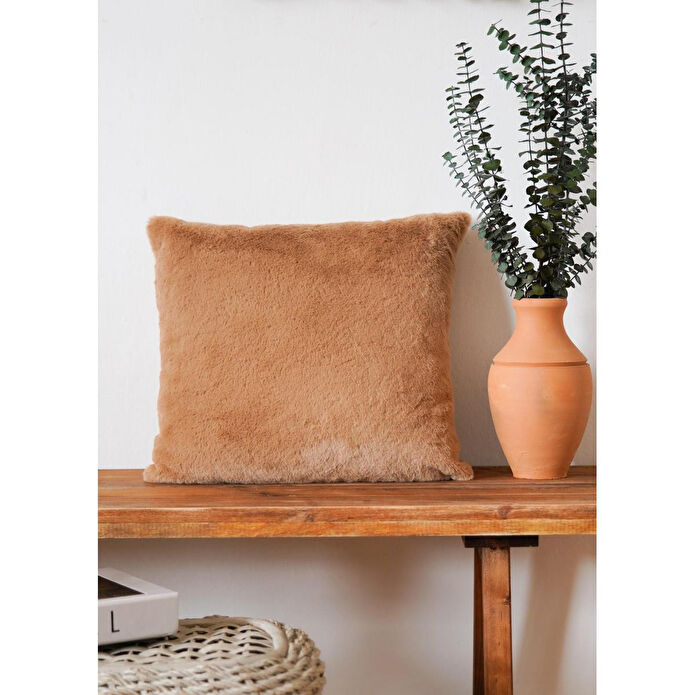 The Mia Peluş Kırlent Kahve 45x45 Cm