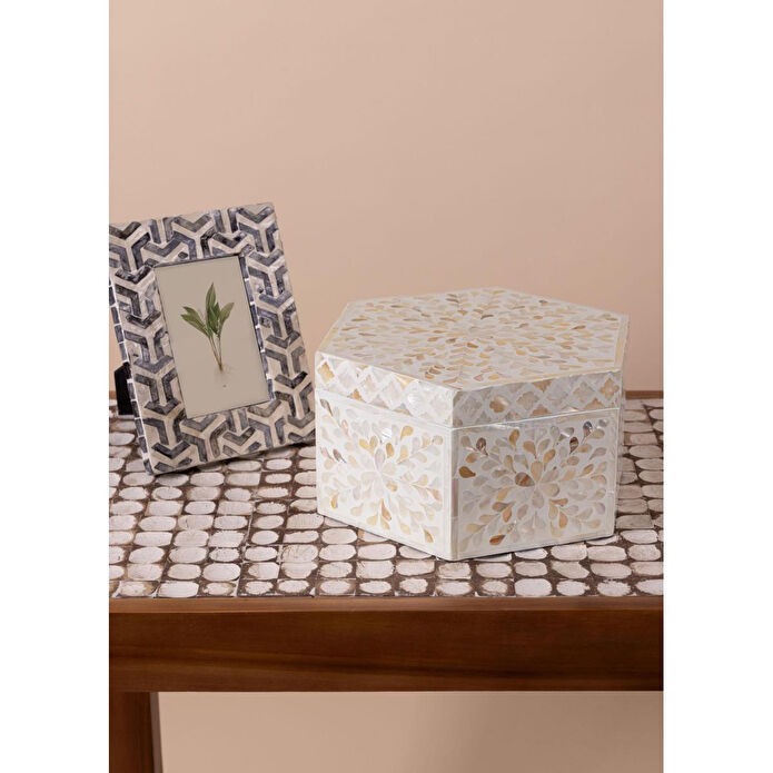 The Mia Sedef Altıgen Kutu 28x24x14 Cm Tlc0075