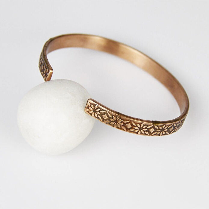 Coho Objet Coho Tılsım Bakır El İşleme Çiçek Motifli Bileklik