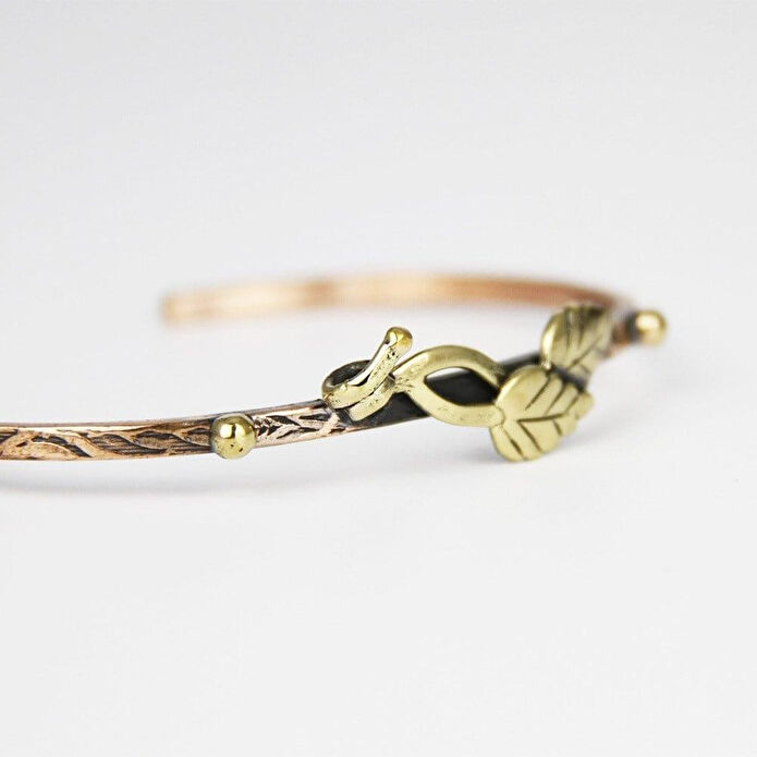 Coho Objet Coho Tılsım İkiz Yapraklı Bakır El İşleme Bileklik