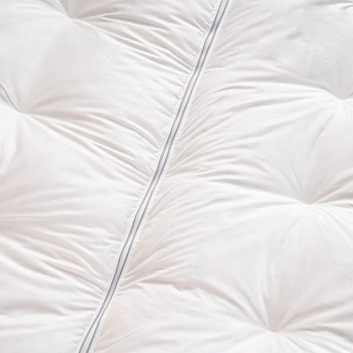 Penelope Tüy Geçirmez 2'ye Ayrılabilen %100 Kaz Tüyü Topper 160x200 Cm - Piume Punto Comfort