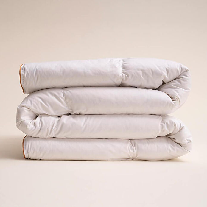 Penelope 8,5 Tog Nomite Lisanslı Tüy Geçirmez Kaz Tüyü Yorgan 240x260 Cm- Bronze Serisi