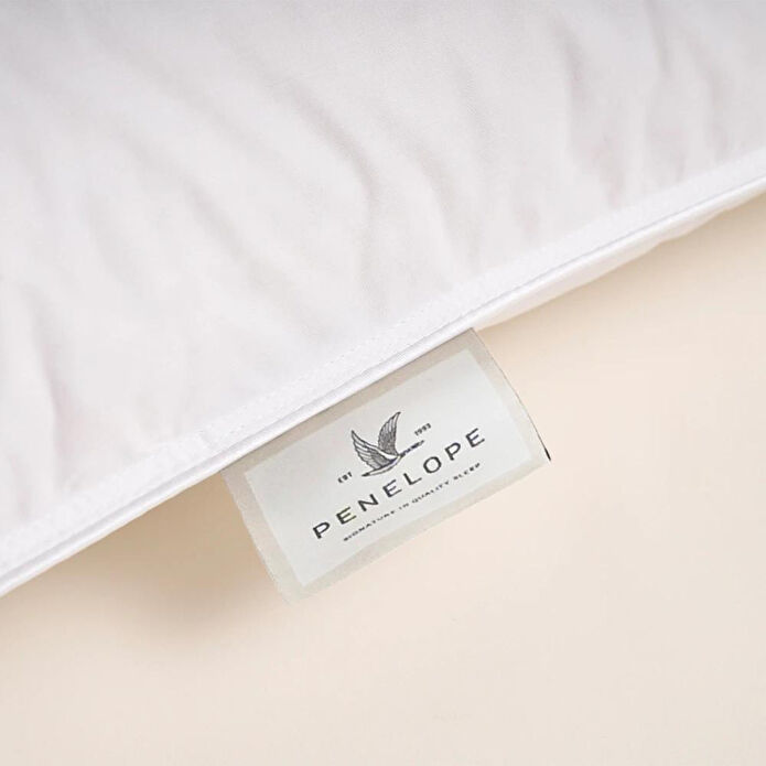 Penelope Isı Dengeleyici %100 Kaz Tüyü Yastık 50x70 Cm - Gold Soft Serisi