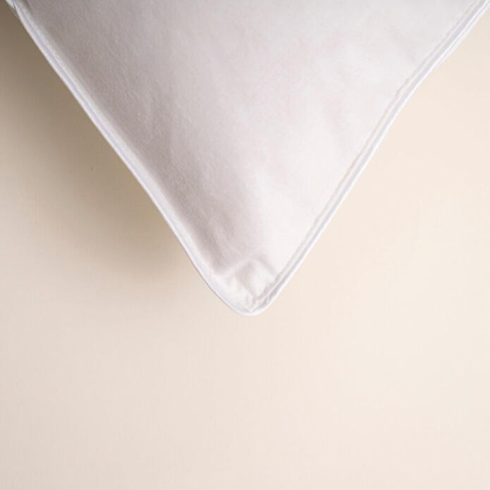 Penelope Gold Firm Kaz Tüyü Yastık 50x70+2,5