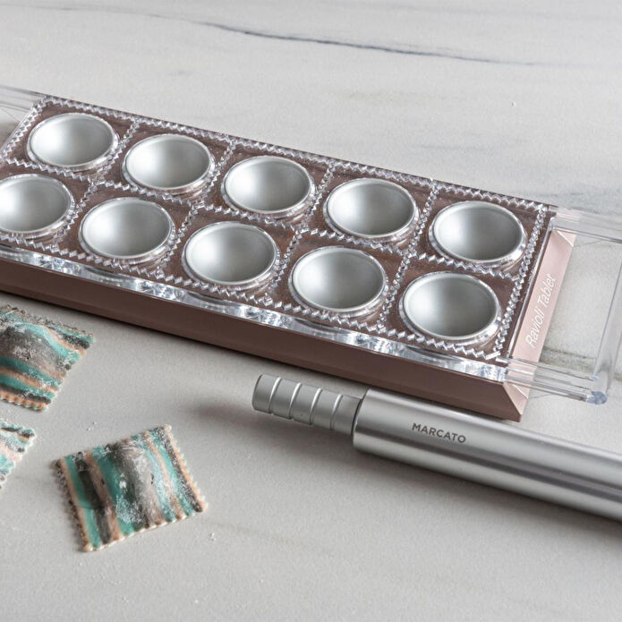 Marcato Design Ravioli Tablet Çıkarılabilir 10 Hazneli Ravioli Kalıbı Pastel Pembe Renk