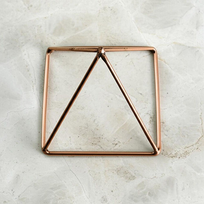 Coho Objet Coho Cosmos Saf Bakır Mini Enerji Temizleme Piramidi