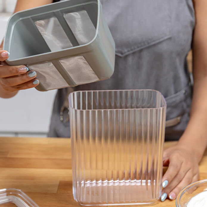 Vienev Yoğurt Süzme Filtreli Saklama Kabı 2,2 Litre