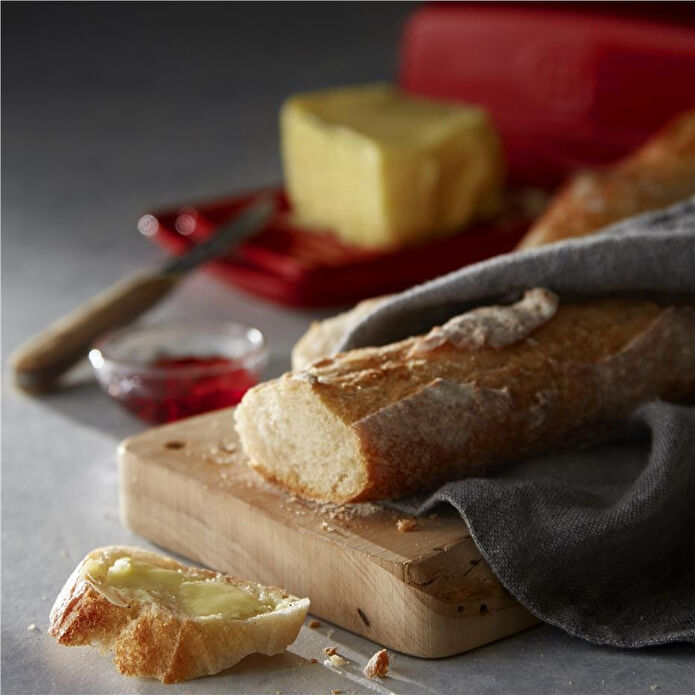 Emile Henry Tereyağlık Dikdörtgen 400 Ml Kırmızı/burgundy