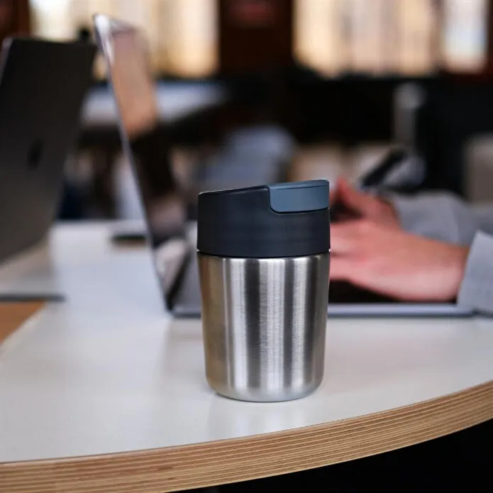 Joseph Joseph Sipp Kapaklı Paslanmaz Çelik Seyahat Kupa 340 Ml