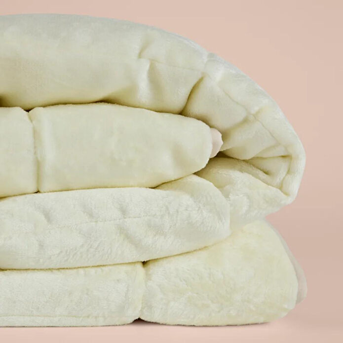Penelope Çift Kişilik Çift Taraflı Welsoft Yorgan Krem 195x215 Cm - Velour Serisi