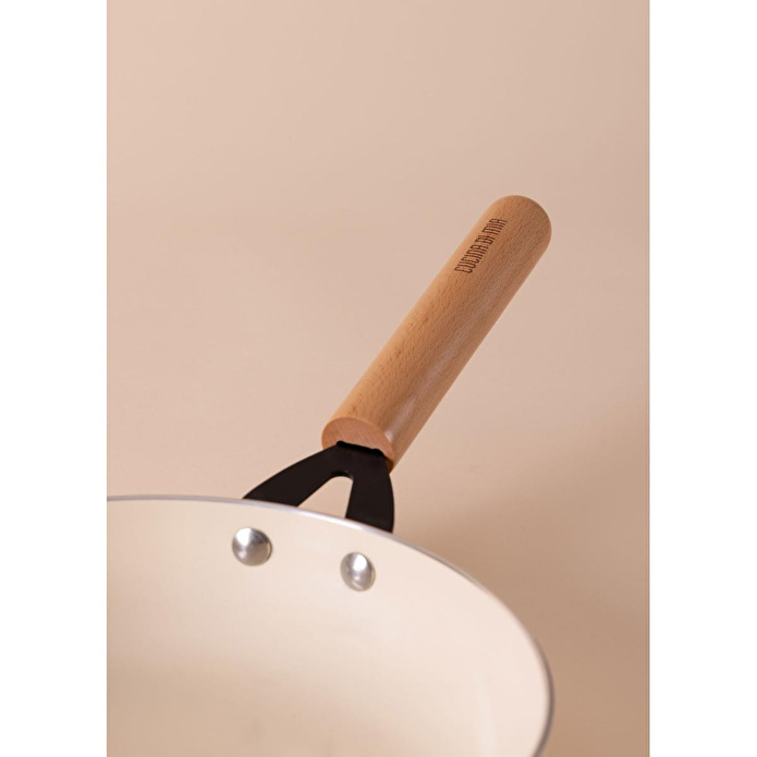 The Mia Cucina Di Mia Tava 24 Cm