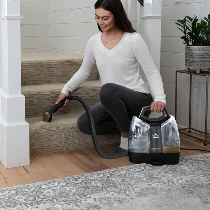 Bissell Spotclean Pet Plus Evcil Hayvanlı Evlere Özel Halı – Koltuk Yıkama Ve Leke Çıkarma Makinesi