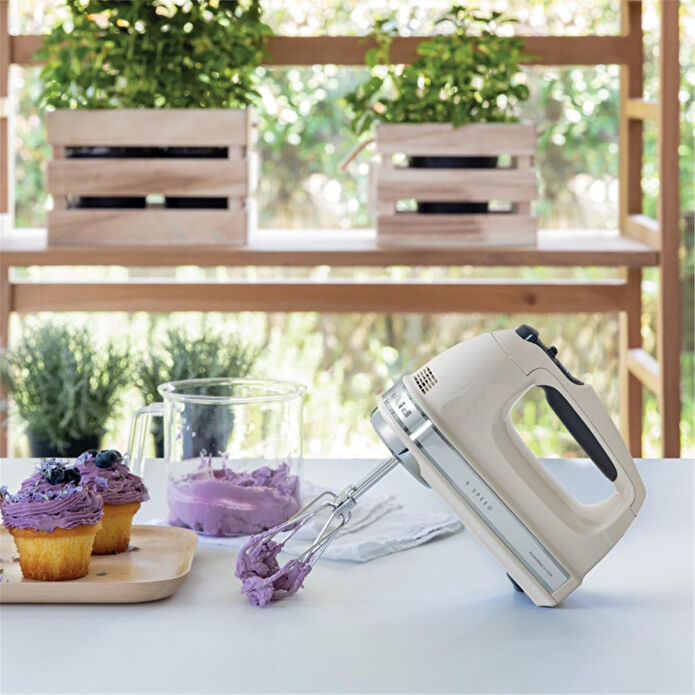 Kitchenaid 9 Hızlı El Mikseri - 5khm9212 Almond Cream