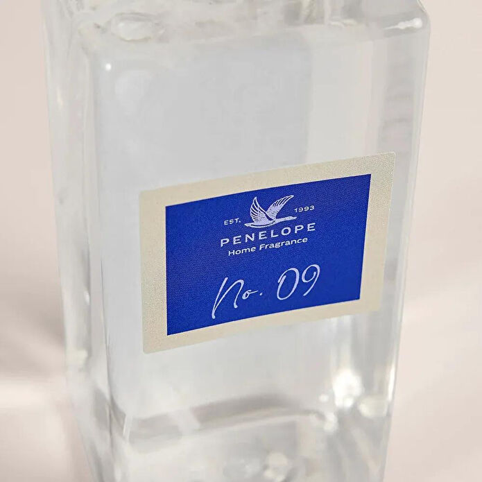 Penelope No.09 Oda Spreyi